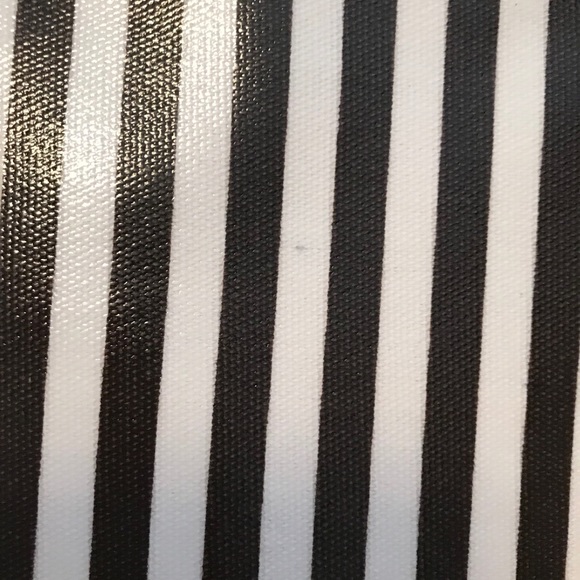 Henri Bendel Centennial Stripe Round Train Case - Picture 8 of 8